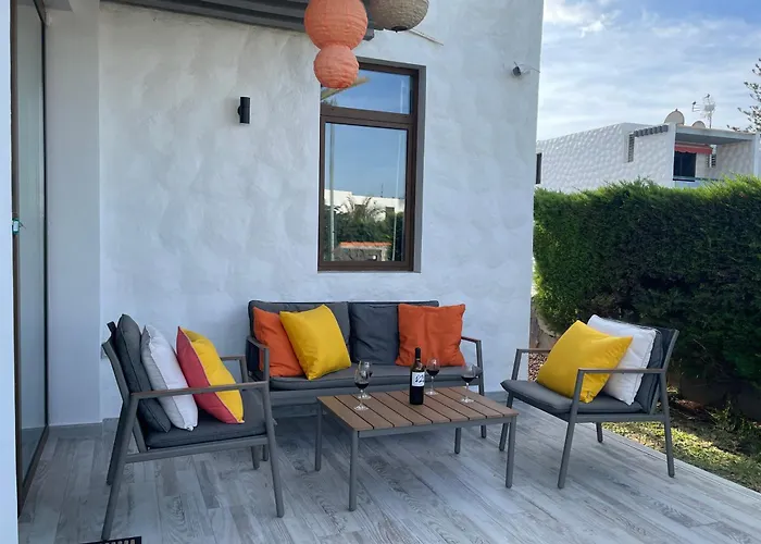 Apartamerica 471, Gartenwohnung, Pool, 150 M Zum Strand, Americas 公寓 阿德耶